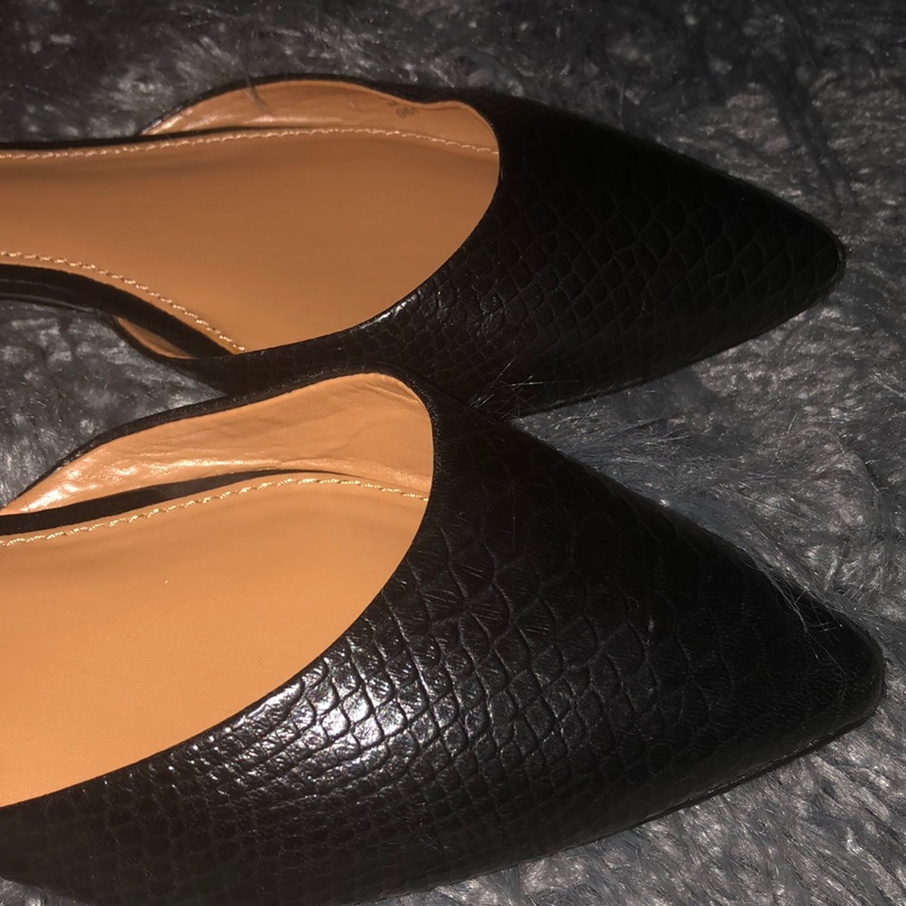 Textured Black Flats